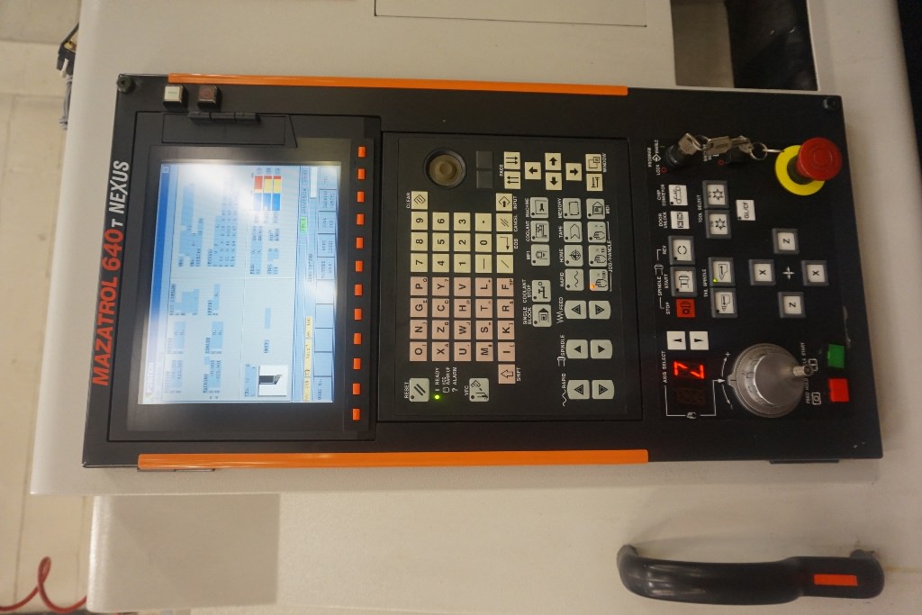 MAZAK Quick Turn Nexus 250  2004